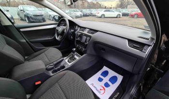 Skoda Octavia full