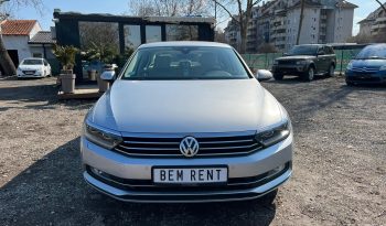 Volkswagen Passat full